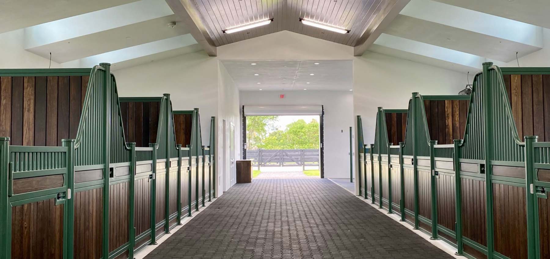 Legend Series 2/3 grill top privacy stall partitions