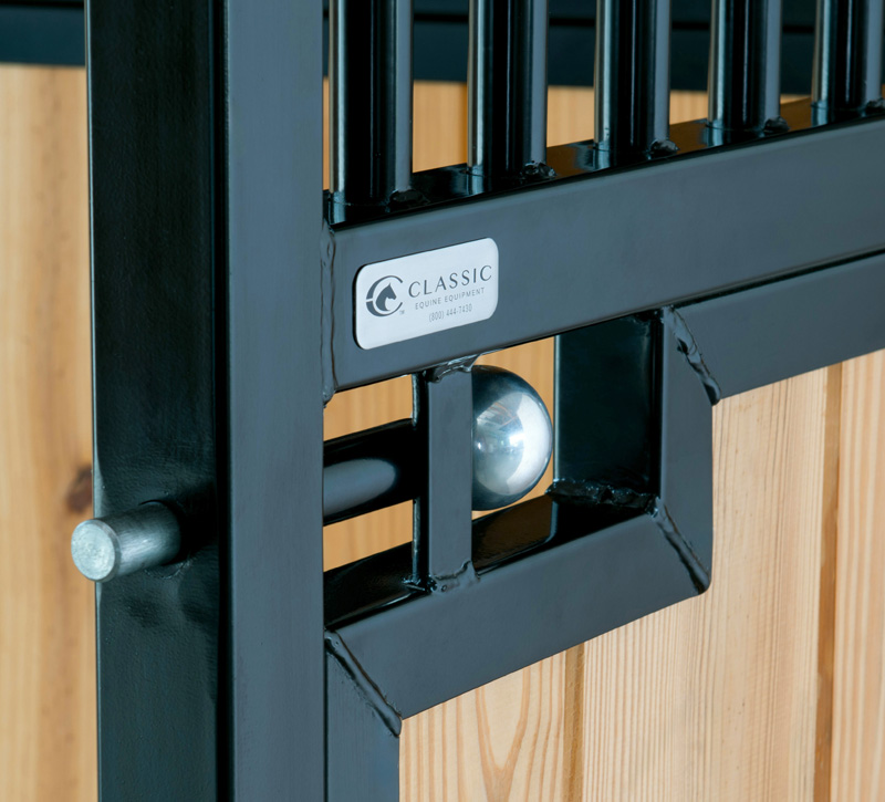Close up of Classic Equine Equipment plunger latch