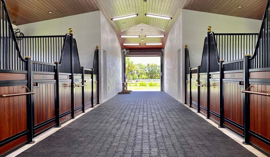 European Hinged Low Horse Stall Front Wood Fill Bottom Door