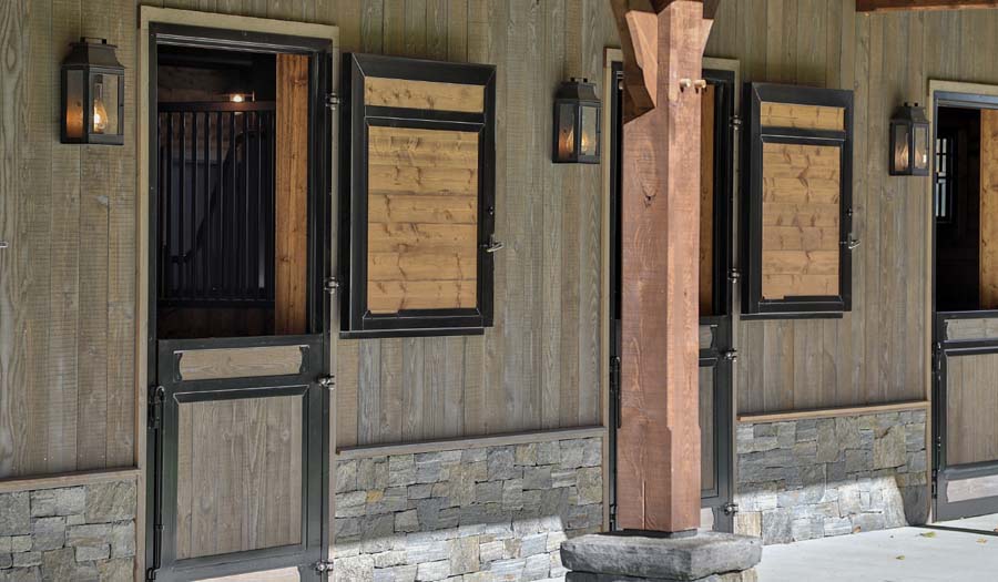 Style DD001 - Dutch door with HVH wood fill