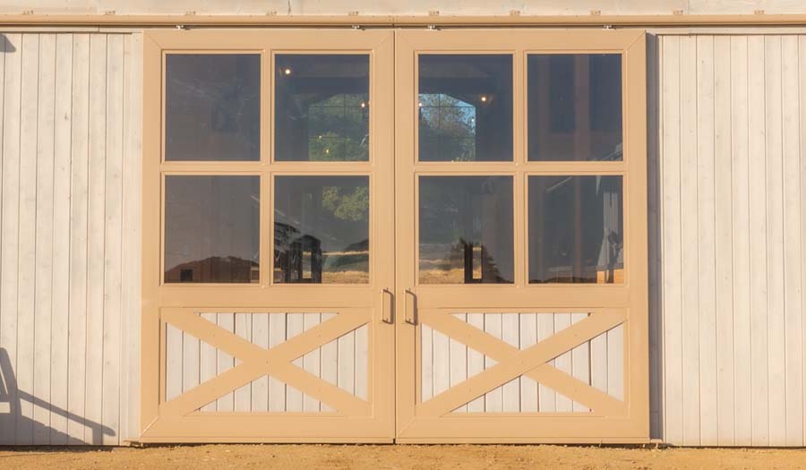 Style BED009 - Sliding barn-end door with quad-glass top