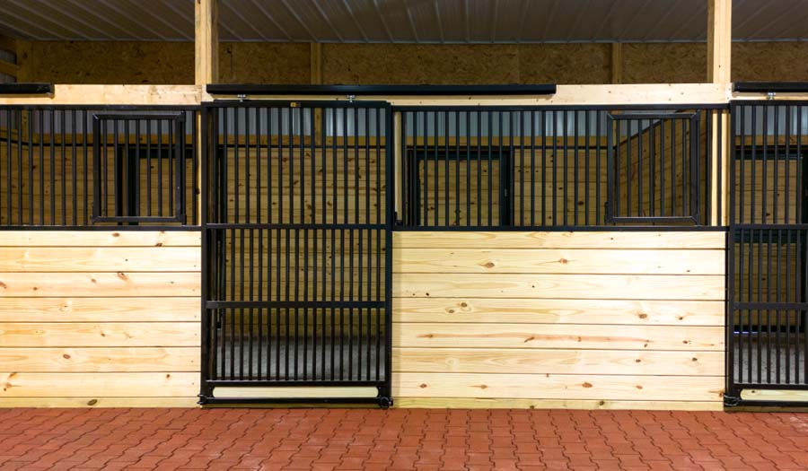 Style C003 - Integrity 1000 horse stall front