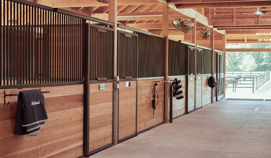 Style L004 - Legend 3000 horse stall front